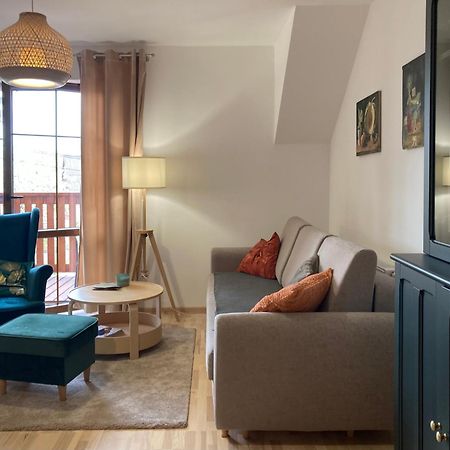 Uroczy Apartament U Mirki Подгужин Экстерьер фото