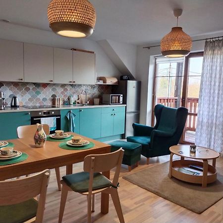 Uroczy Apartament U Mirki Подгужин Экстерьер фото